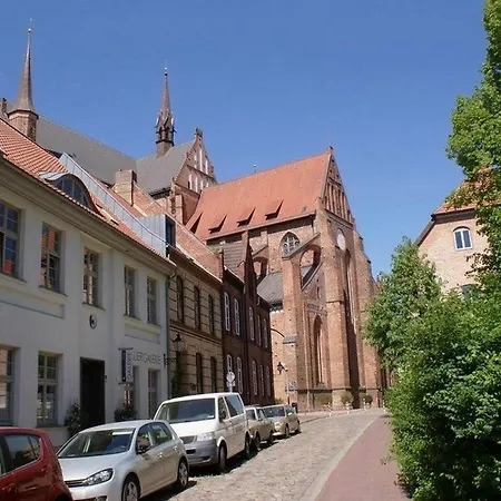 Landgang In Der Altstadt - Abc265 By Abcwismar *